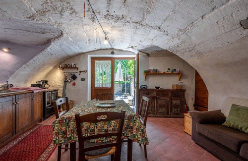 Roccabruna House | Stunning private villa for 4 guests with WIFI, TV and patio