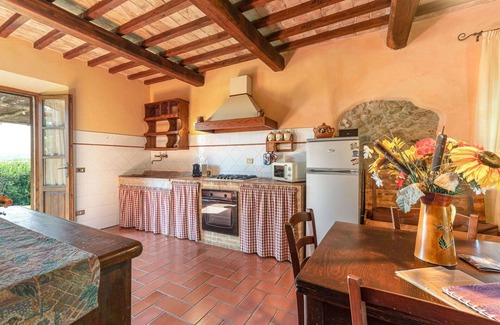 Cinigiano House | Stunning private villa with A/C, WIFI, private pool, TV, patio, pets allowed and panoramic view