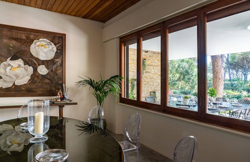 Roccamare Villa | Stunning private villa with A/C, private pool, WIFI, patio, pets allowed, panoramic view and par.