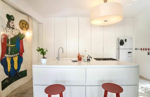 Cinisi Villa | Stunning private villa for 4 people with private pool, A/C, WIFI, TV and patio