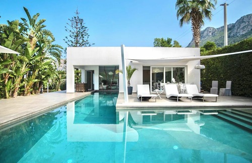 Cinisi Villa | Stunning private villa for 4 people with private pool, A/C, WIFI, TV and patio