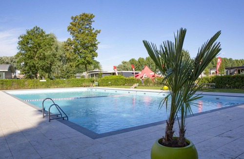 Dordtse Biesbosch House | Stunning private villa for 6 guests with pool, WIFI, TV, terrace and parking