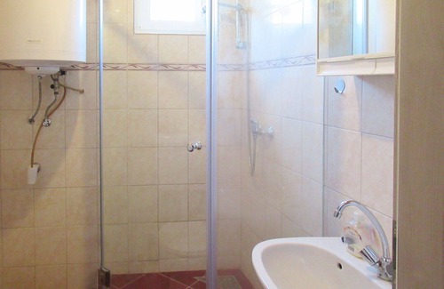 Balatonalmadi House | Stunning private villa for 10 people with WIFI, TV, terrace and parking