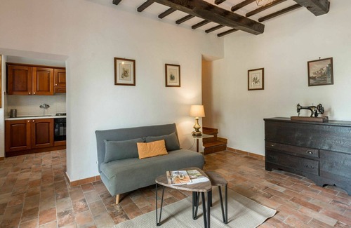 Manciano Villa | Stunning private villa with WIFI, private pool, TV, patio, pets allowed and panoramic view