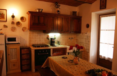 Sinalunga Villa | Stunning private villa for 4 people with A/C, private pool, WIFI and TV