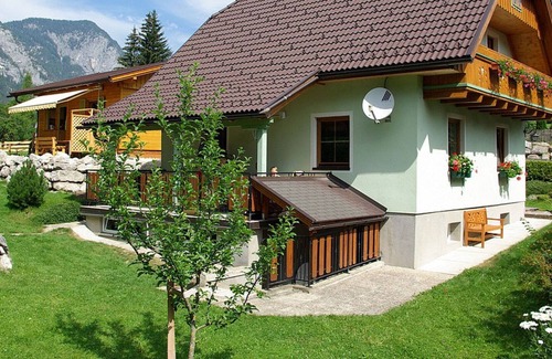 Groebming House | Stunning private villa for 8 people with WIFI, TV, terrace and parking