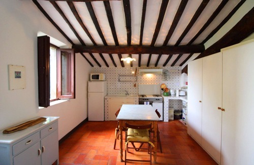 Puliciano Villa | Stunning private villa for 6 guests with WIFI, private pool and TV