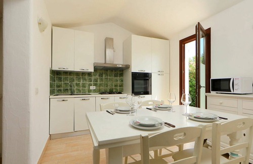 Sant'Elmo House | Stunning private villa for 8 guests with private pool, WIFI, TV, terrace, pets allowed and parking