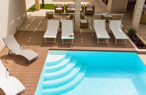 Marsala Villa | Stunning private villa for 9 people with private pool, A/C, WIFI, TV and parking