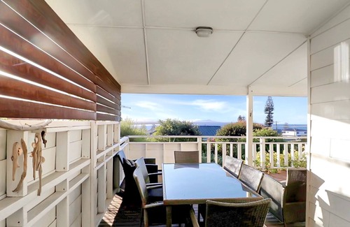 Scotts Head House | Stunning Retreat with Ocean Views