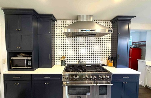 Huron House | Stunning Sandcastle in Chaska Beach - Sleeps 17