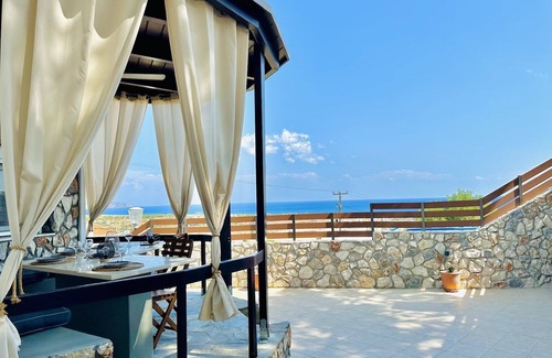 Kalathos House | Stunning sea views in Kalathos village near Lindos.