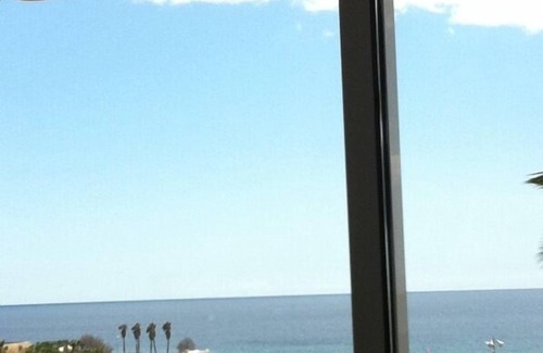 Tarragona Condo | Stunning sea views, relaxing place children, swimming pool, large garden