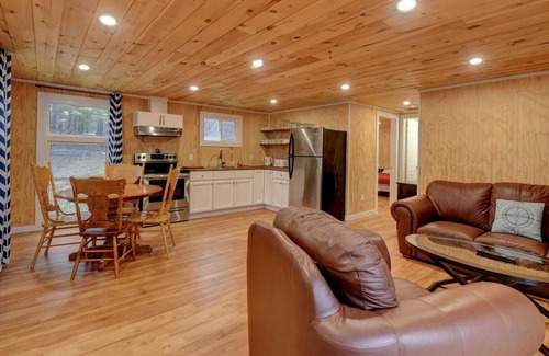 Gallants Cabin | Stunning Secluded Cabin Nestled in Nature
