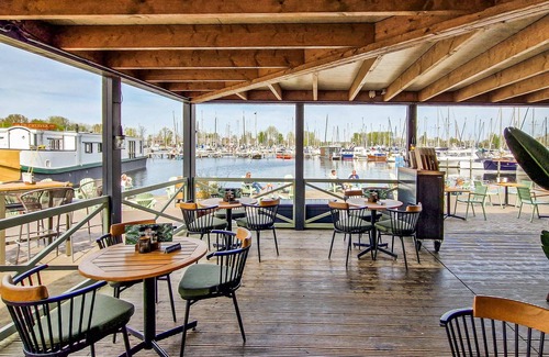 Naarderbos Boat Rental | Stunning ship in Naarden with lake view