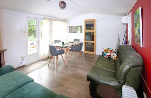 Beauchastel House | Stunning (sta)caravan in Beauchastel