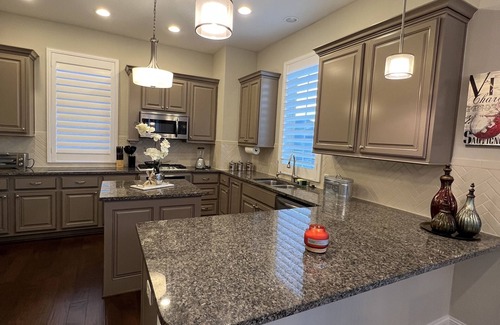 Memorial House | Stunning Three-Story Home in Gated Community – Modern Luxury!