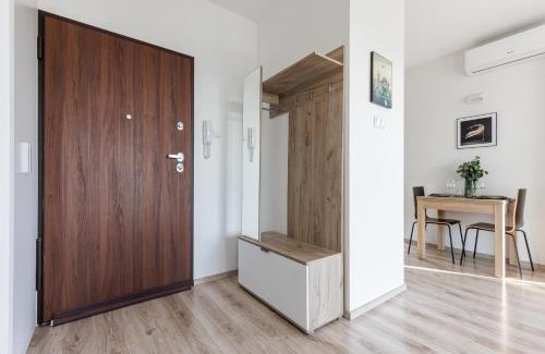Praga Poludnie Apartment | Stunning View! - Mlądzka by VAYA