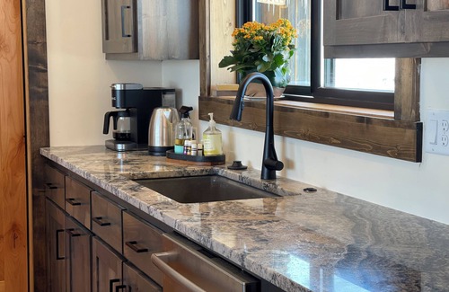 Tetonia Cabin | Stunning view of the Tetons - Tetonia Base Camp