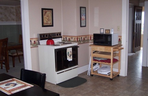 Astoria House | Stunning Views Great Location Walking Distance To City Center