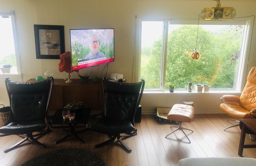 Ulstein Municipality House | Stunning views to the mountains and sea, sleeps 6people.