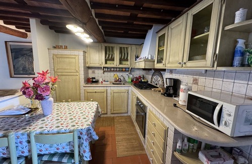 Castelvecchio Villa | Stunning villa with WIFI, A/C, private pool, TV, terrace and panoramic view, close to Lucca