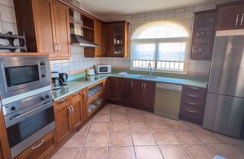 Salobrena Villa | StunningVilla with seaviews, private heated pool