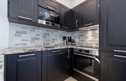 Old Town Apartment | STYLISH, 2 BALCONIES, RENOVATED ON RUE ROSSETTI OLD TOWN 2BR/2BA