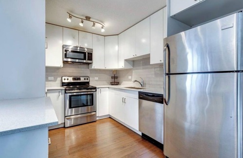 Mission District Condo | Stylish 2-bed condo right in the heart of the action on 17th Ave.