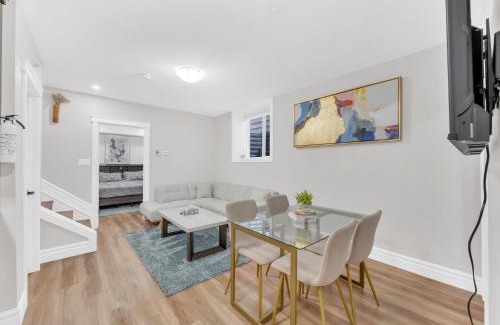 Windsor Apartment | Stylish 2-Bedroom Apartment In Downtown Windsor