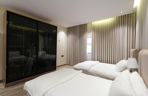 Al Olaya District Apartment | Stylish 2 Bedroom Apartment and Sitting Room Jacuzzi available