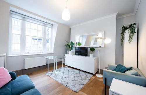 Fitzrovia Apartment | Stylish 2 Bedroom Flat in Fitzrovia