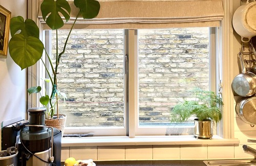 St. Helen's Apartment | Stylish 2 bedroom garden flat - 10 mins to Portobello