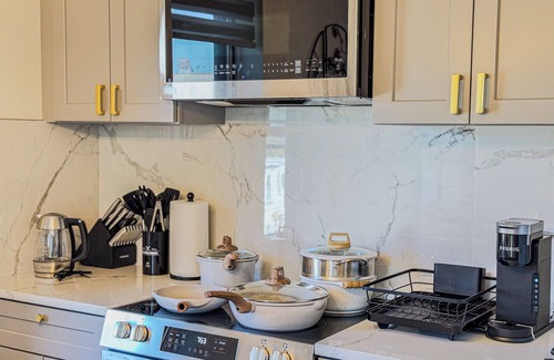 Powelton Village Apartment | Stylish 3BR Apt w/Laundry Near UPenn&Drexel