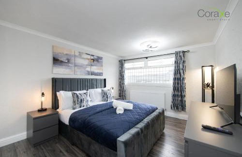 Rowley Regis House | Stylish 3BR Home in Rowley Regis