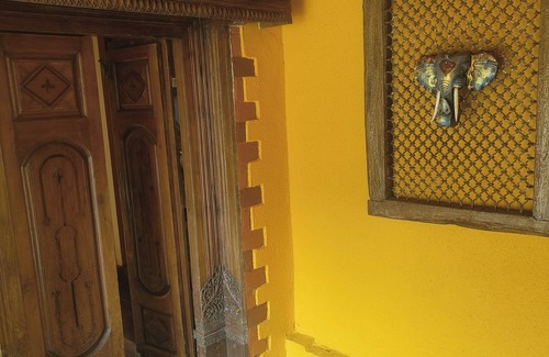 Karjat Cottage | Stylish 3BR Riverside Family/Pet Friendly Cottage with Pool & Treehouse - Karjat