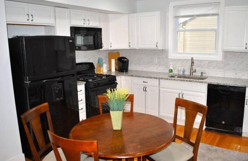 Catonsville House | Stylish 4-Bedroom Full House. Plenty of Parking!
