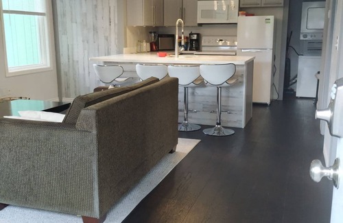 Northeast Anchorage House | Stylish and cozy with view to the mountains!