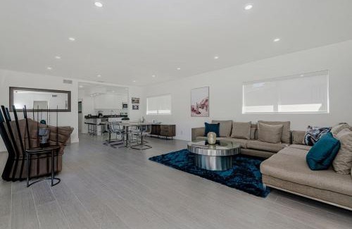Brickell Apartment | Stylish Apartment at Brickell ,Free Parking