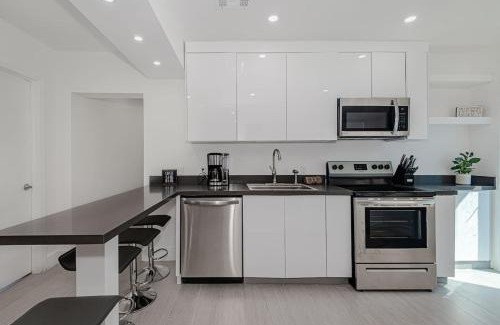 Brickell Apartment | Stylish Apartment at Brickell ,Free Parking