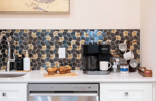 Downtown Apartment | Stylish Apartment in Downtown Bryan