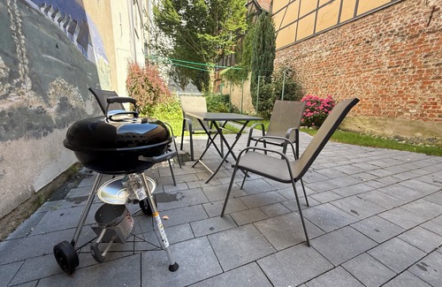 Old Town Apartment | Stylish apartment right next to the market and town hall