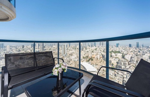 Tel Aviv Promenade Apartment | Stylish Apt w Skyline View Balcony By Sea N' Rent