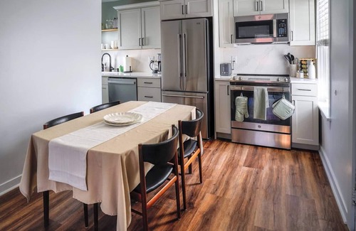 Lewisburg Apartment | Stylish Apt Walk to Shops, Dining and Bucknell