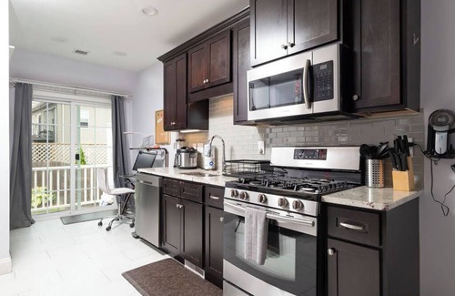 Everett House | Stylish Boston-Area Duplex - Free Parking, Yard, Comfortable Stay