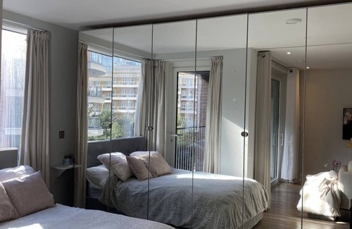 Sands End Apartment | Stylish Chelsea Studio Flat