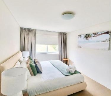 Clovelly Apartment | Stylish Clovelly Getaway near Bondi Beach