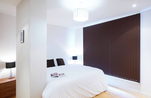 Watford Hotel | Stylish Comfort Meets Prime Location at Apartment 11 Clarendon Lofts Watford