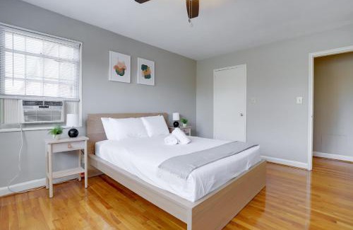 Northeast Alexandria Apartment | Stylish Corporate Apartment in Alexandria