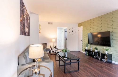 Florissant Apartment | Stylish & Cozy: Fully Furnished Long-Term Rental in Florissant, MO